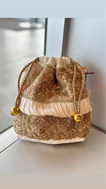 인도 자수 복조리 백