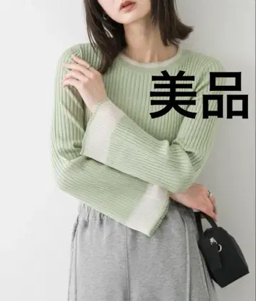 [새상품급] 어반 리서치 스팽글 바이컬러 스웨터 민트