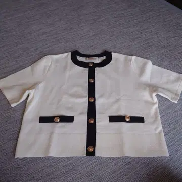 JUSGULITTY 가디건 사이즈 2