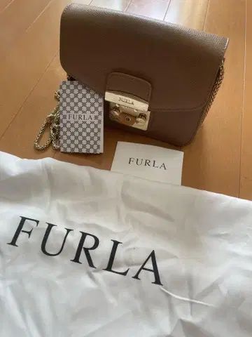 FURLA 베이지 숄더백