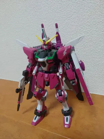 1/144 HG 인피니트 저스티스 건담 완성품 상품 동시 300엔 할인