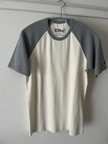 The BLUE PORT 래글런 T셔츠 4 / XL