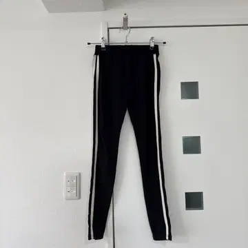 새상품급 ANAP 블랙 스트라이프 레깅스 블랙 레깅스 아냅 허리밴딩