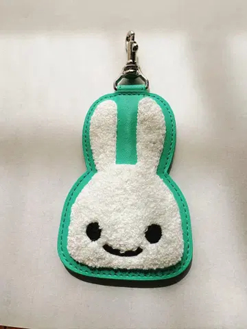 CUNE 복슬복슬 토끼 디자인 키링