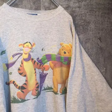 푸와 티거 빅 맨투맨 짧은 기장 디즈니 해외 구제 의류 빈티지 90s