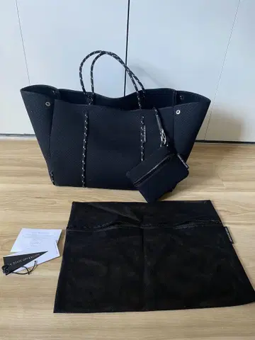 스테이트 오브 에스케이프 토트백
