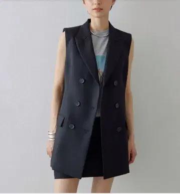 완판템 Whim Gazette 페플럼 베스트 24AW 블랙