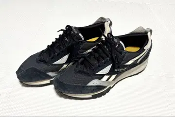 Reebok LX2200 코어 블랙
