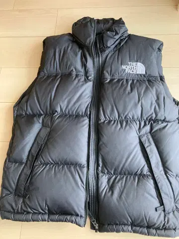 THE NORTH FACE 블랙 다운 베스트 M