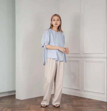 lawgy shoulder gather ribbon blouse