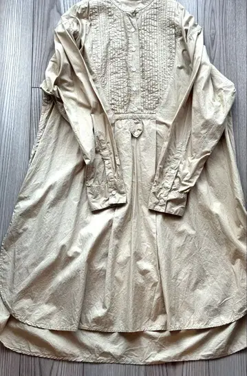 유나이티드 애로우즈 베이지 긴팔 셔츠 원피스