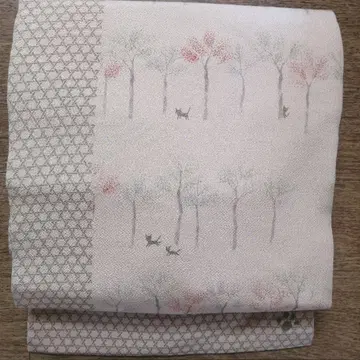 작은 금 고양이의 핑크 베이지 나고야 오비