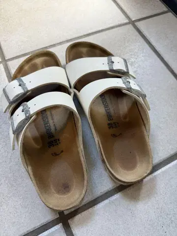 Birkenstock 화이트 컴포트 샌들 38