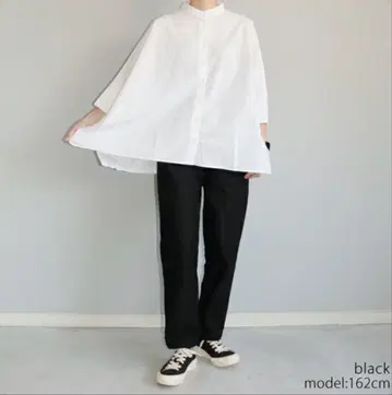 일본제 약간 광택이 있는 캐주얼 소재의 베이커 팬츠 CA-1836