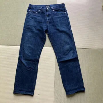 [ 가격 인하 ] A.P.C. new standard 29 빨간색 귀