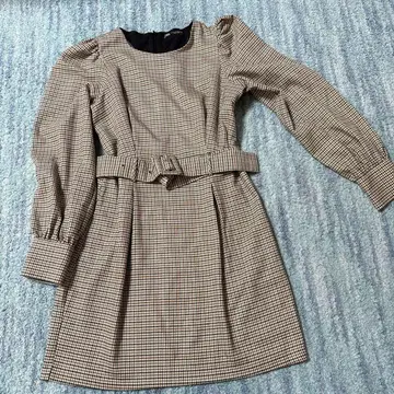 ZARA 체크 무늬 긴팔 무릎 기장 원피스 가을 겨울