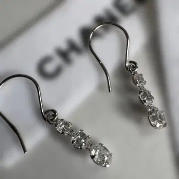 K18 금 WG 다이아 귀걸이