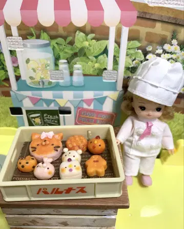키라쨩과 빵 세트