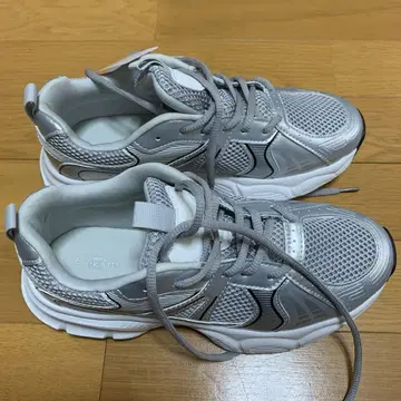 mysa 실버 메쉬 스니커즈