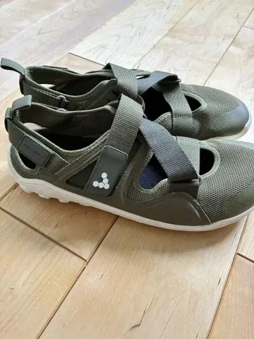 vivobarefoot 남성용 Tracker 샌들 42
