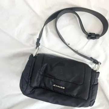 새상품급 JEANASIS 퍼 나일론 숄더 BAG 블랙