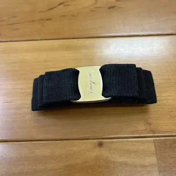 Ferragamo 블랙 리본 머리핀 헤어 클립 블랙 페라가모