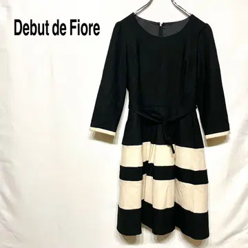 Debut de Fiore 무릎 기장 원피스 7분 소매 플레어 실루엣