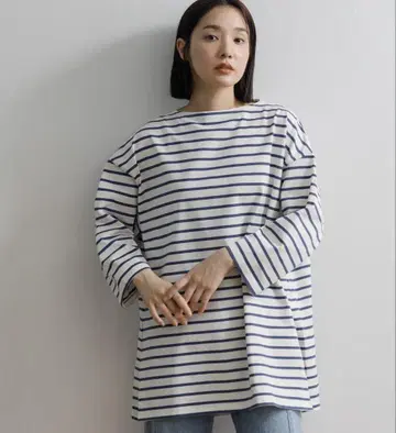 ORCIVAL 와이드 보트넥 풀오버 블루 티셔츠