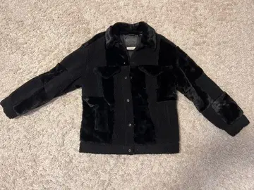 새상품급 Levi's 블랙 보아 x 페이크퍼 자켓 XS