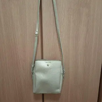 허니즈 숄더백 실버