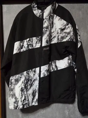 PALACE 나일론 자켓