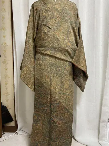 순수 실크 코몬