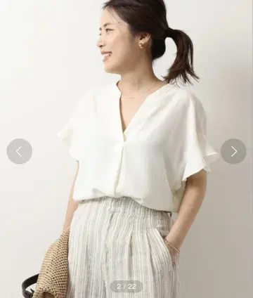 스픽 앤 스팬 플레어 슬리브 스키퍼 블라우스