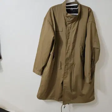 [ 새상품급 ] 타라스불바 카키 아웃도어 코트 남성용