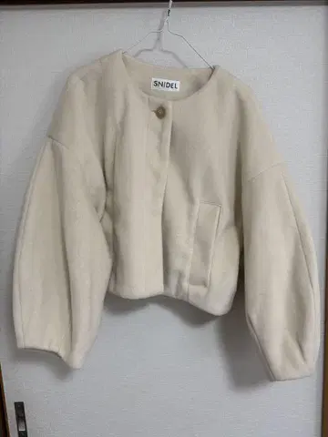 SNIDEL 아이보리 노카라 자켓