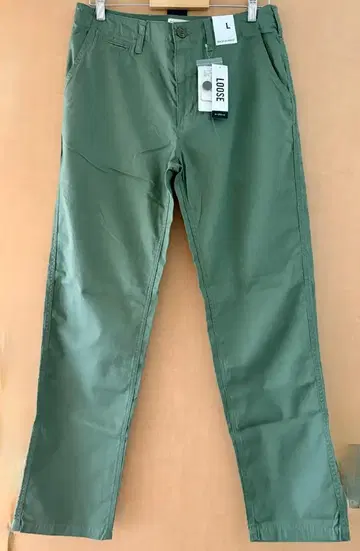 새상품 프렌치 린넨 블렌드 치노 팬츠 L 사이즈 올리브 그린