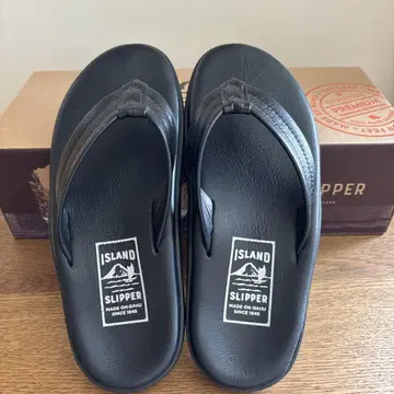 ISLAND SLIPPER 7 PB202
