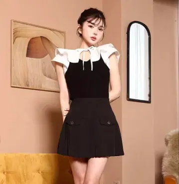 세일 Darich 다리치 내로우 플리츠 미니 스커트