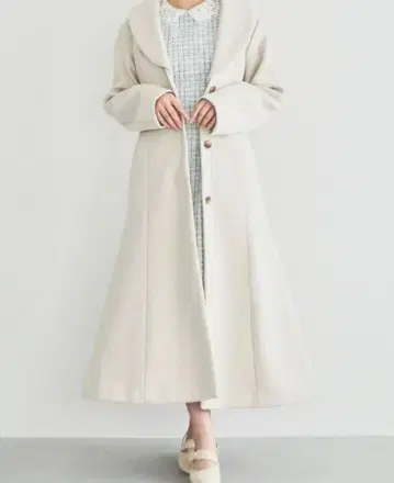 dazzlin 라펠 2way 플레어 코트