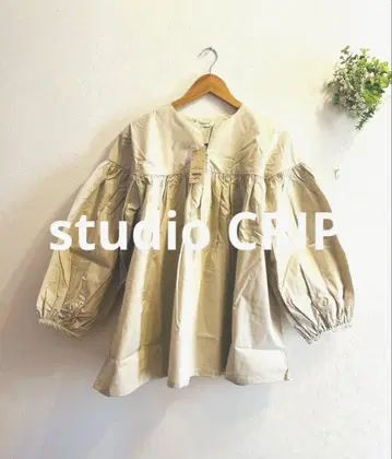 [ 새상품 택 포함 ] studioCLIP 개더 퍼프 블라우스 그레이지