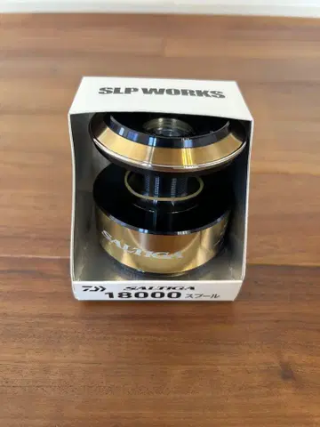 SLP WORKS 18000 스풀 골드 20 SALTIGA