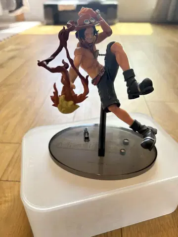 원피스 에이스 액션 피규어