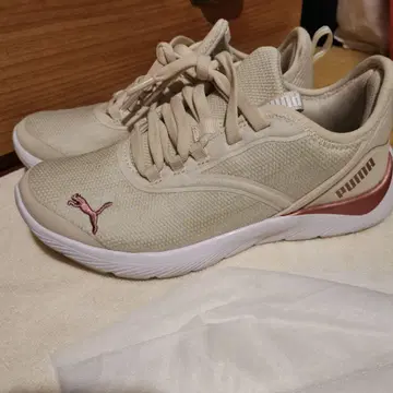 PUMA 스니커즈 아이보리 23.5