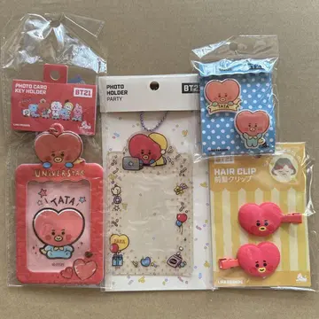 BT21 TATA 사진 홀더 앞머리 클립 아크릴 핀 배지