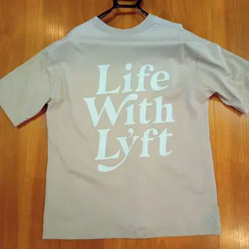 LYFT 리프트 빅 T셔츠 S 사이즈 베이지 깨끗함