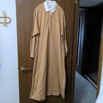 휴먼 우먼 베이지 폴로 셔츠 스타일 롱 원피스