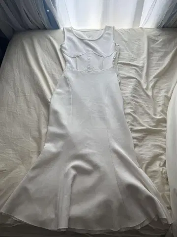 melt the lady 화이트 슬리브리스 롱 원피스