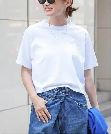 두지엠 클라세 Neo Cropped 티셔츠