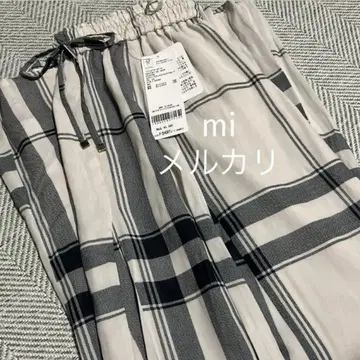 글로벌 워크 에어리 릴랙스 플레어 스커트 아이보리 빅 체크