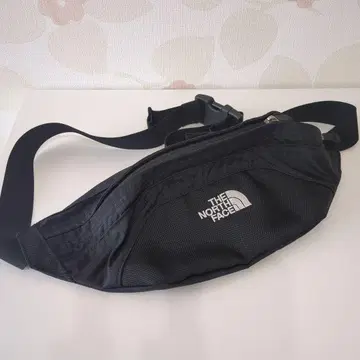 THE NORTH FACE 블랙 숄더백